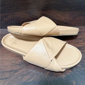Beek Anthropologie Beach Beige Tan Leather Tori Slide Sandals size 8